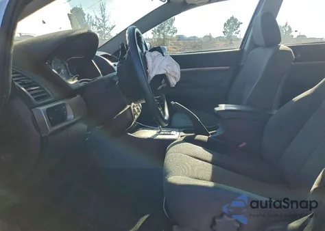 2011 Mitsubishi Galant Fe z USA, uszkodzony, nr VIN 4A32B2FF4BE021205